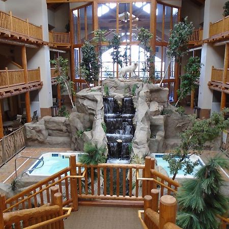 Casper C'Mon Inn Hotel & Suites Evansville المظهر الخارجي الصورة