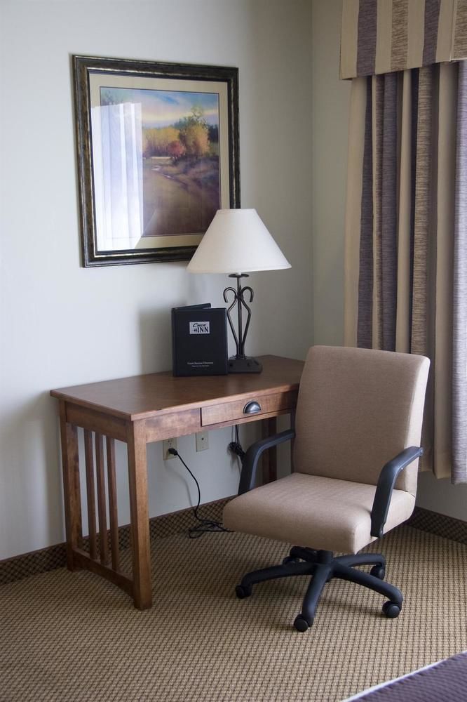Casper C'Mon Inn Hotel & Suites Evansville المظهر الخارجي الصورة